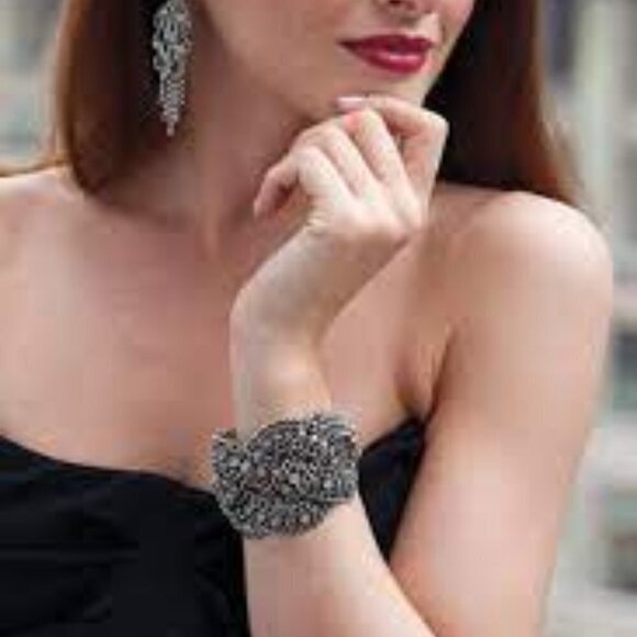 Stella and Dot Petra Braided Chain Bracelet - Picture 11 of 14